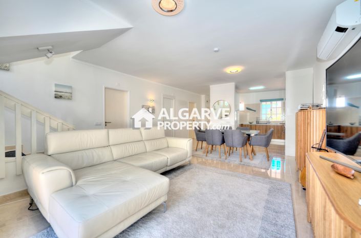 Image No.7-3 Bed Townhouse for sale