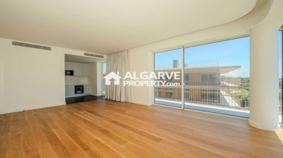 3-12195-78d1f4f8b6655591b02d22fabb36a692d73cc