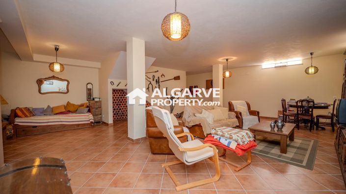 Image No.41-3 Bed Villa for sale