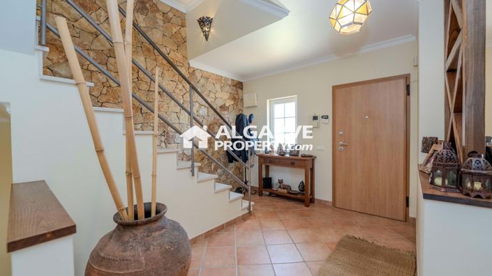 Image No.6-3 Bed Villa for sale