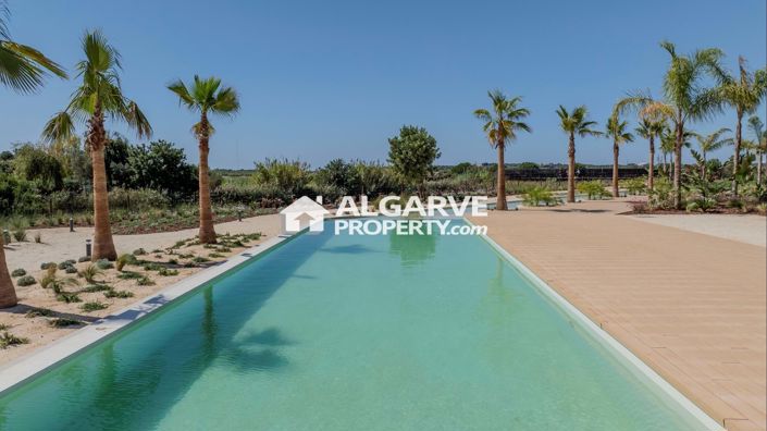 Image No.17-4 Bed Apartment for sale