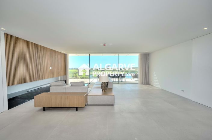 Image No.3-4 Bed Apartment for sale