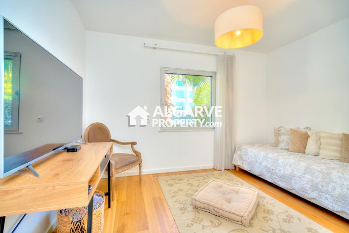 Image No.16-3 Bed Villa for sale