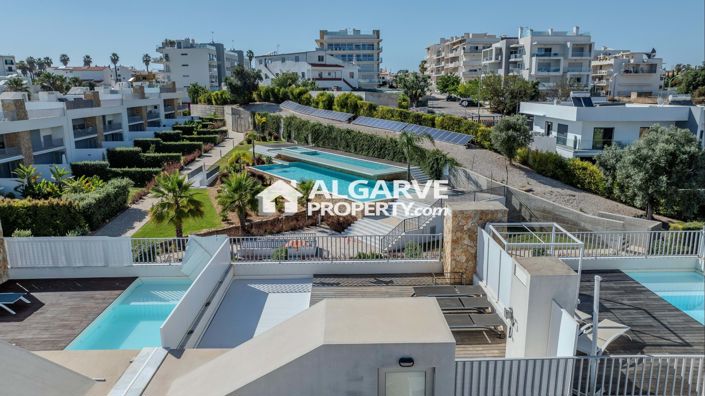 Image No.32-3 Bed Villa for sale