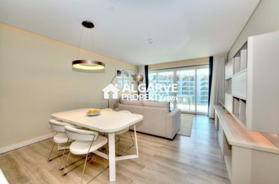 3-12185-78d1f4f8b6655591b02d22fabb36a692d73cc