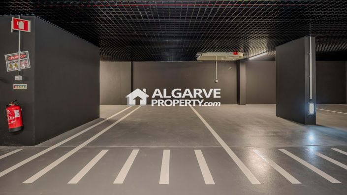 Image No.25-3 Bed Apartment for sale