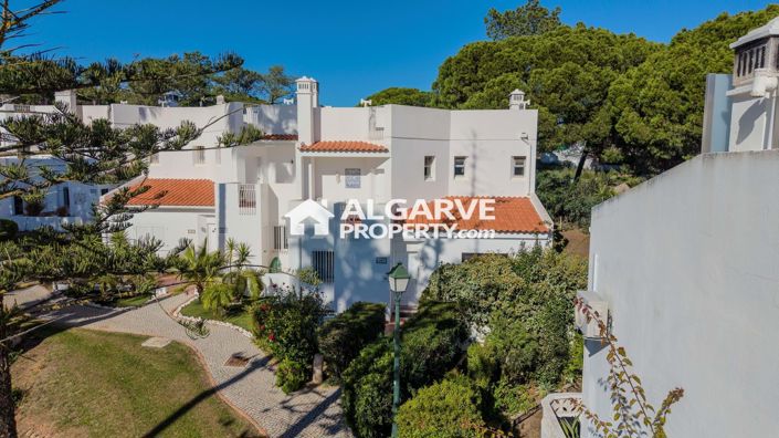 Image No.23-3 Bed Semi-Detached for sale