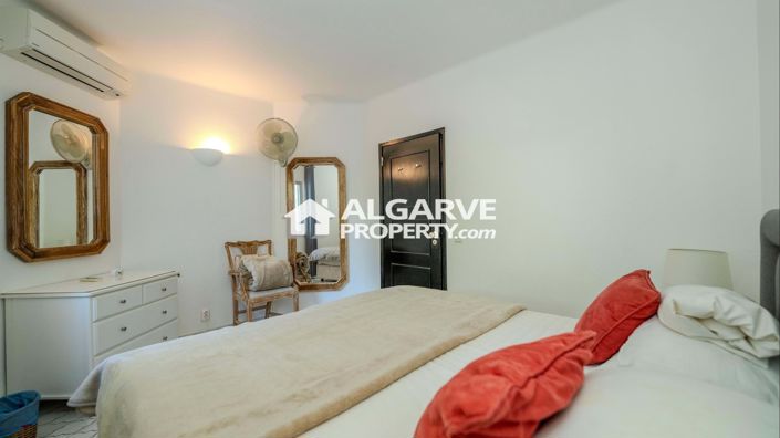 Image No.8-3 Bed Semi-Detached for sale