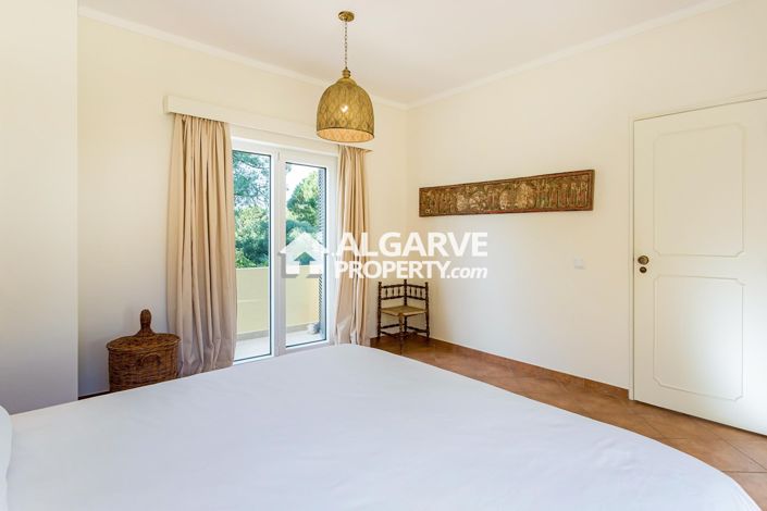 Image No.20-4 Bed Villa for sale