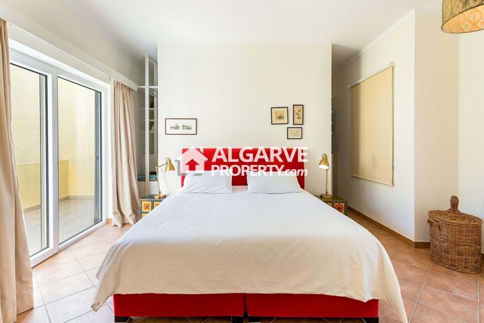 Image No.4-4 Bed Villa for sale