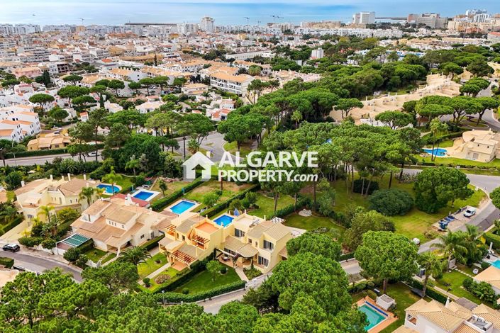 Image No.36-4 Bed Villa for sale