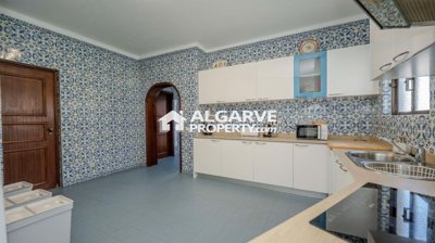 3-12284-78d1f4f8b6655591b02d22fabb36a692d73cc