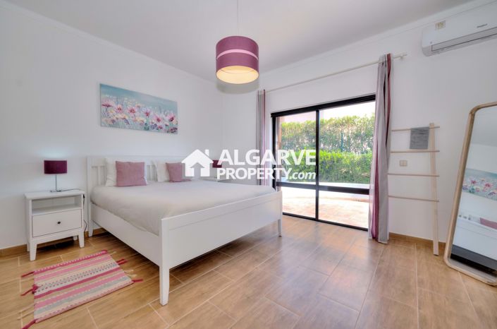 Image No.4-5 Bed Villa for sale