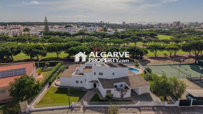 Image No.47-5 Bed Villa for sale