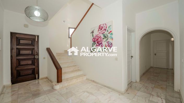 Image No.6-5 Bed Villa for sale