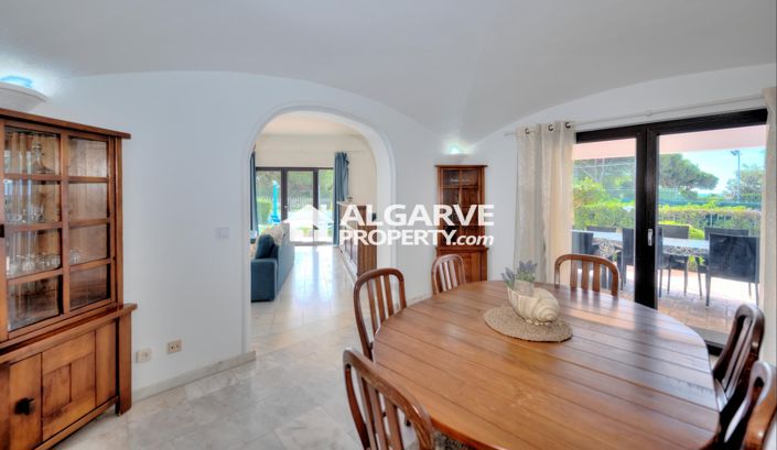 Image No.9-5 Bed Villa for sale