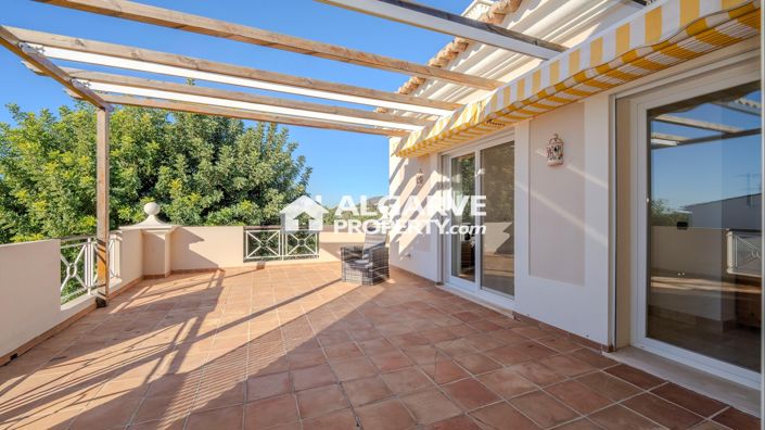 Image No.10-3 Bed Villa for sale