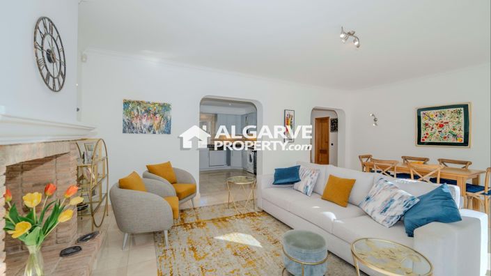 Image No.8-3 Bed Villa for sale