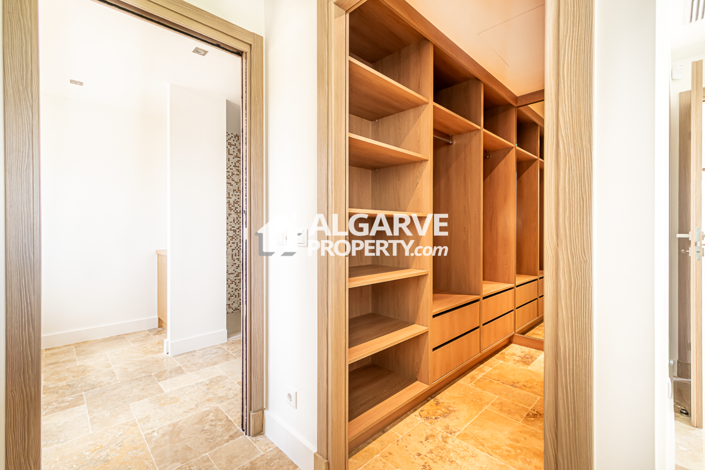 Image No.25-Villa de 4 chambres à vendre à Faro City