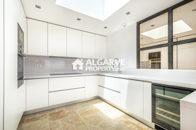 3-11490-78d1f4f8b6655591b02d22fabb36a692d73cc