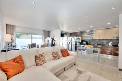 3-12304-78d1f4f8b6655591b02d22fabb36a692d73cc