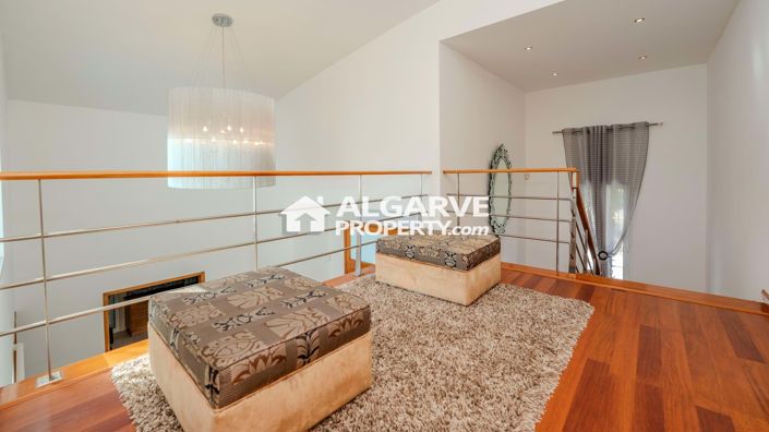 Image No.31-5 Bed Villa for sale