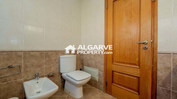 Image No.59-5 Bed Villa for sale