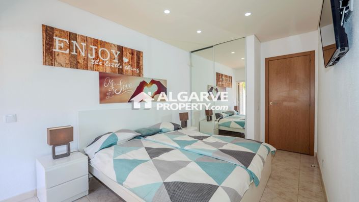 Image No.19-2 Bed Apartment for sale