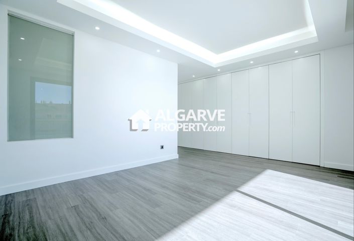 Image No.18-Jumelé de 3 chambres à vendre à Vilamoura