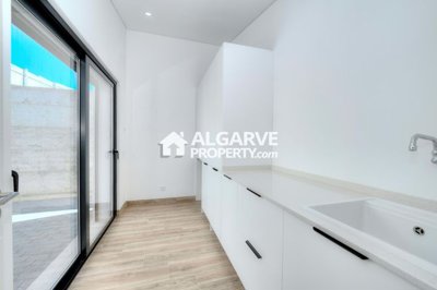 3-11918-78d1f4f8b6655591b02d22fabb36a692d73cc