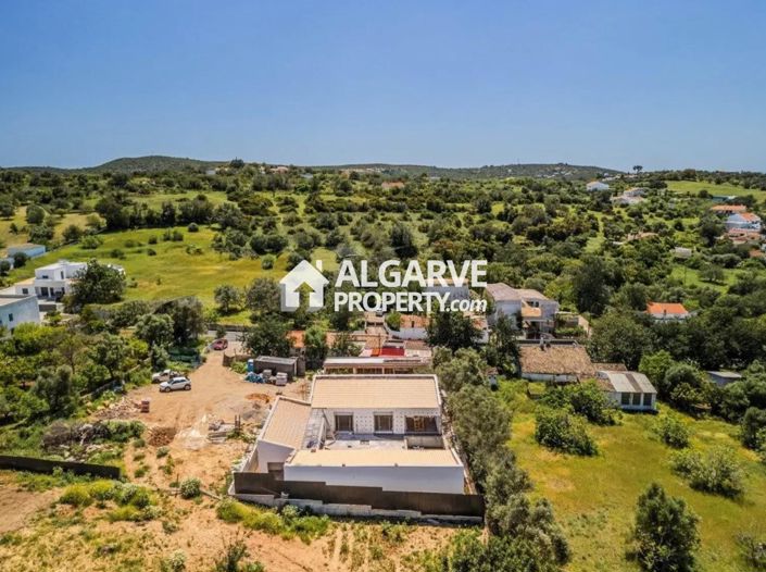 Image No.3-3 Bed Villa for sale