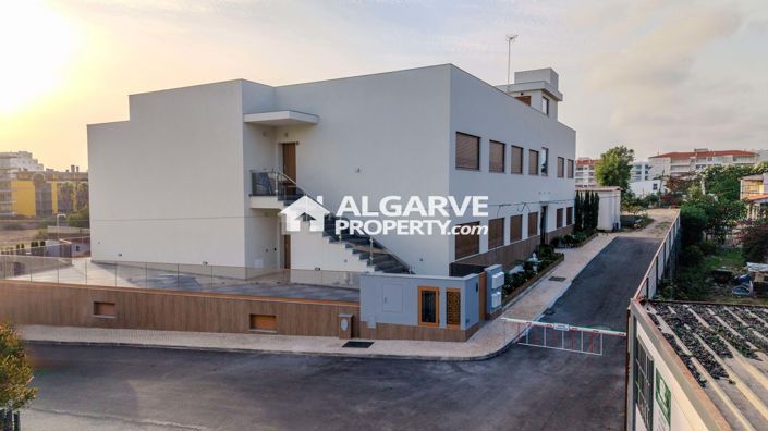 Image No.24-2 Bed Apartment for sale