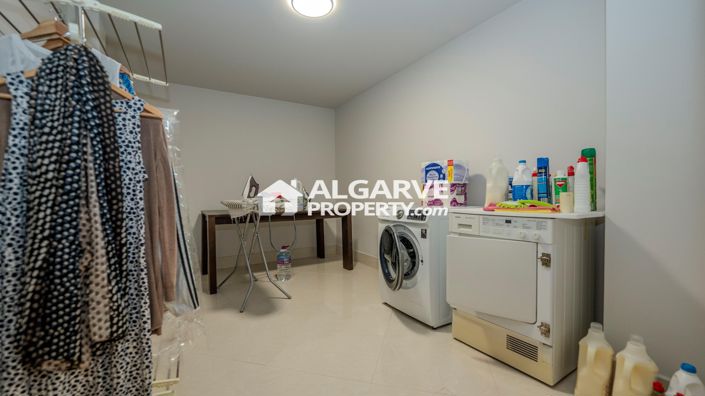 Image No.22-4 Bed Villa for sale