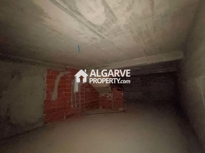 Image No.14-2 Bed Semi-Detached for sale