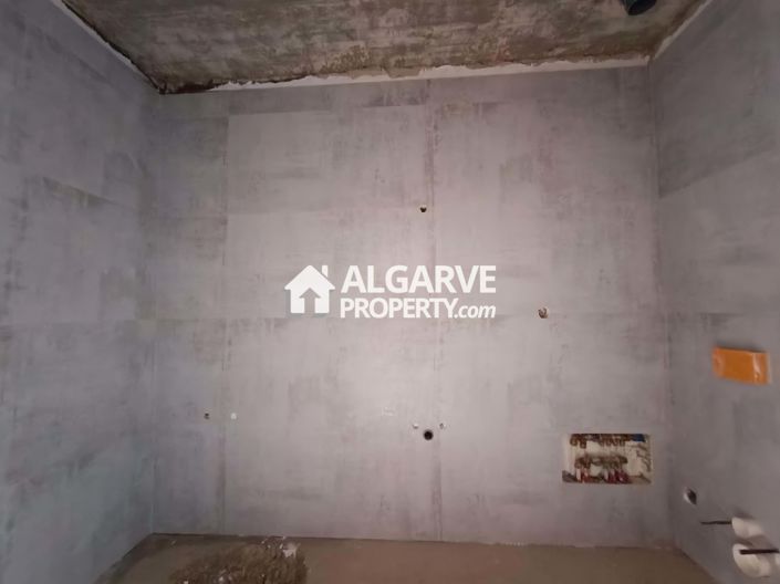 Image No.19-2 Bed Semi-Detached for sale