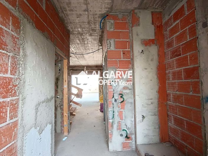 Image No.7-2 Bed Semi-Detached for sale