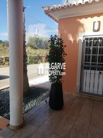 Image No.21-4 Bed Semi-Detached for sale