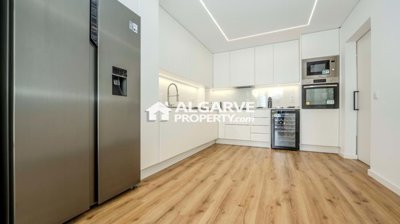 3-12213-78d1f4f8b6655591b02d22fabb36a692d73cc