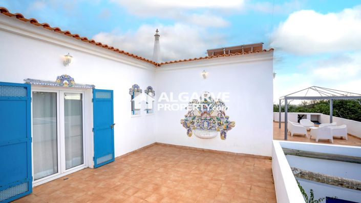 Image No.33-4 Bed Villa for sale