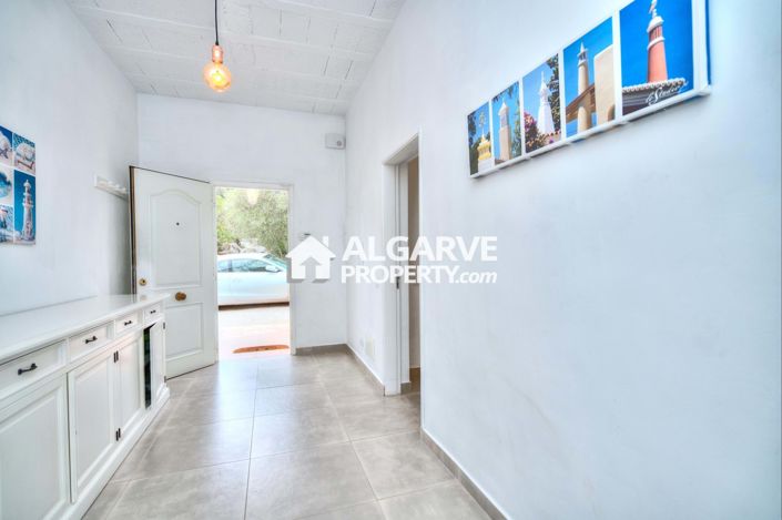 Image No.8-4 Bed Villa for sale