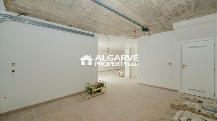 Image No.6-3 Bed Villa for sale