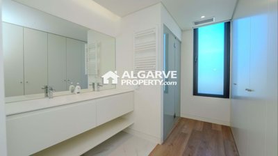 3-12301-78d1f4f8b6655591b02d22fabb36a692d73cc