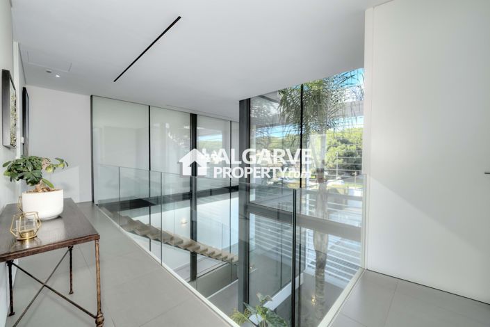 Image No.43-6 Bed Villa for sale