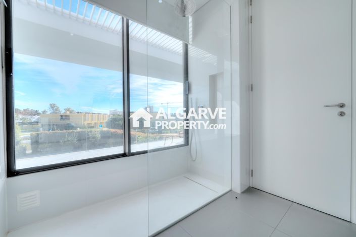 Image No.52-6 Bed Villa for sale