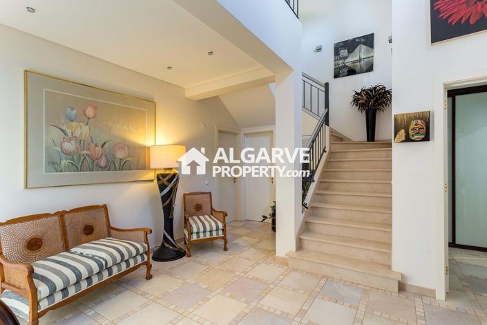 Image No.8-4 Bed Villa for sale