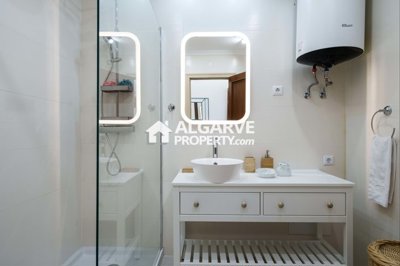 3-11122-78d1f4f8b6655591b02d22fabb36a692d73cc