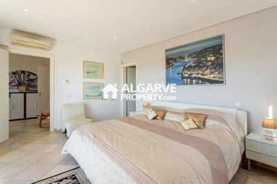 3-12250-78d1f4f8b6655591b02d22fabb36a692d73cc