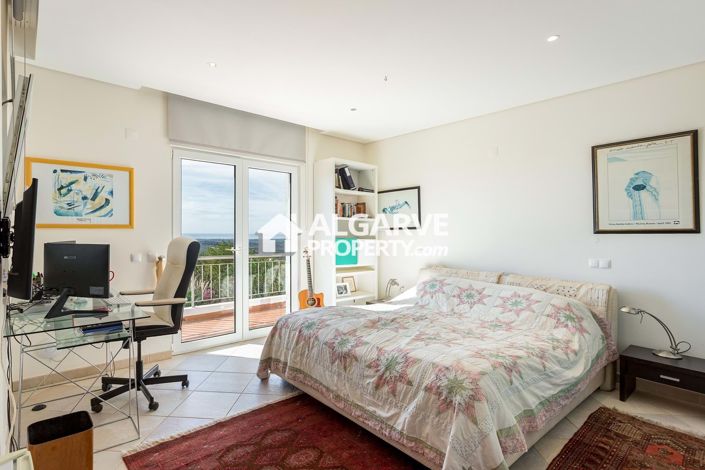 Image No.6-4 Bed Villa for sale