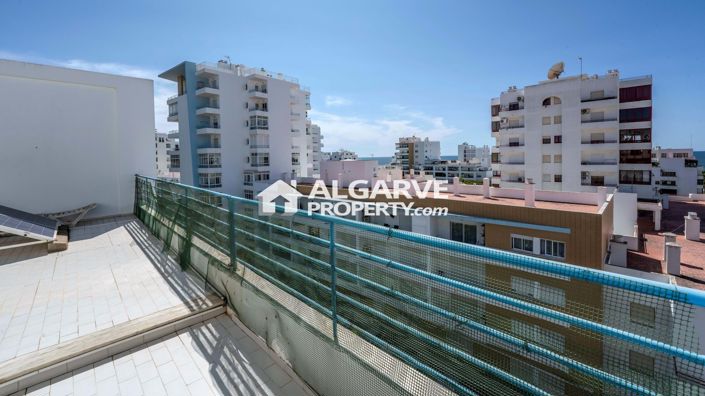 Image No.25-2 Bed Apartment for sale