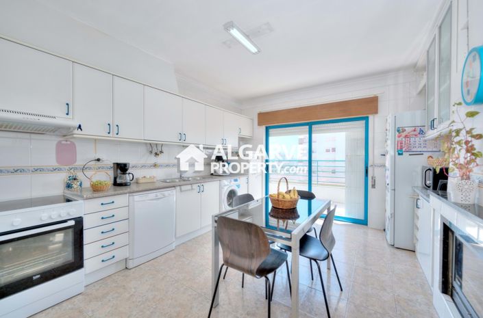 Image No.3-Appartement de 2 chambres à vendre à Quarteira